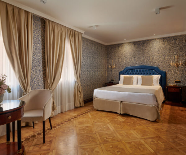 accomodation hotel donà palace venice